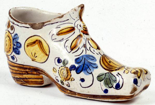 Approfondimento sulla collezione di ceramiche del Castello Sforzesco